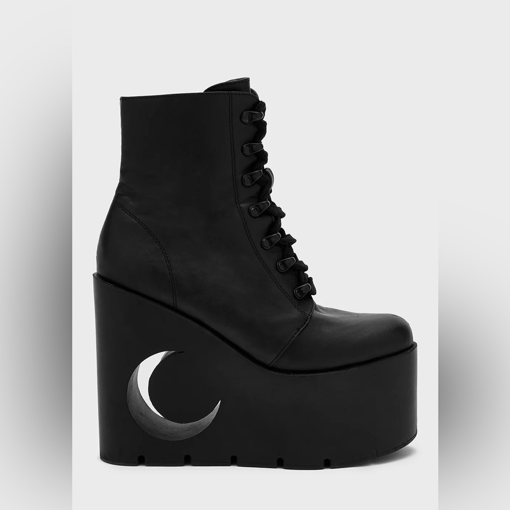Killstar Crescent platform Boots